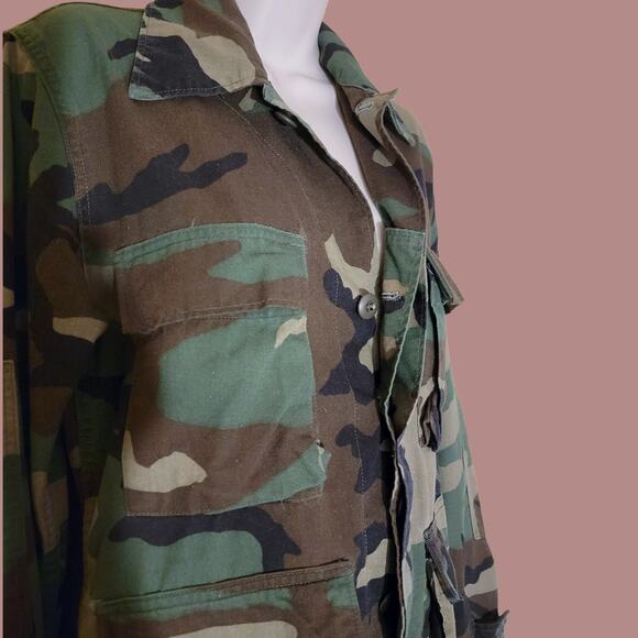 Vintage 1980s US Military Woodland Camo BDU Jacket - Picture 2 of 7